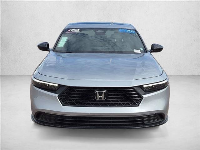 Used 2025 Honda Accord Sport image 2