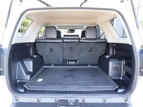 Used 2020 Toyota 4Runner TRD Off-Road Premium w/ Moonroof Package AWD/4WD image 30