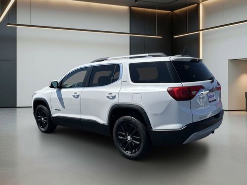 Used 2018 GMC Acadia SLT FWD image 3