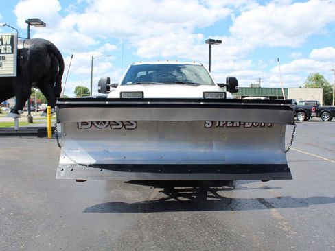 Used 2018 Ford F350 XL AWD/4WD image 2