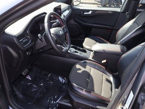 Used 2024 Ford Escape ST-Line image 19