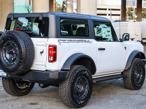 New 2025 Ford Bronco 2-Door w/ Sasquatch Package image 4
