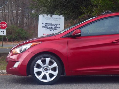 Used 2012 Hyundai Elantra Limited w/ Technology Pkg 5 image 23