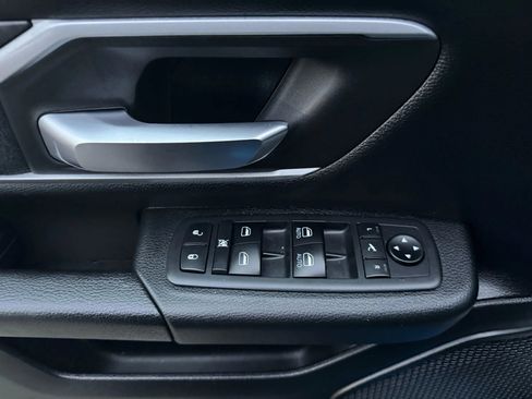 Used 2020 RAM 1500 Big Horn image 10