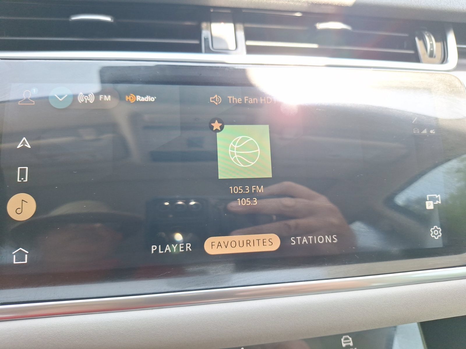 Used 2023 Land Rover Range Rover Evoque SE AWD/4WD image 24