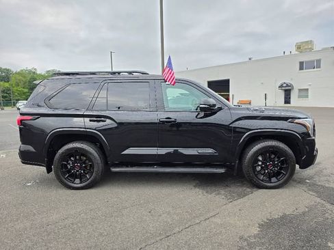 Used 2024 Toyota Sequoia Platinum w/ TRD Off-Road Package AWD/4WD image 8