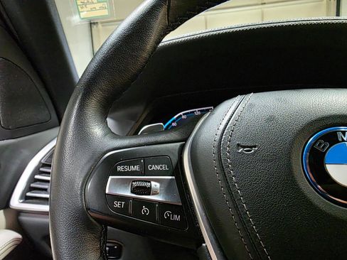 Used 2022 BMW X5 xDrive45e w/ Executive Package image 30