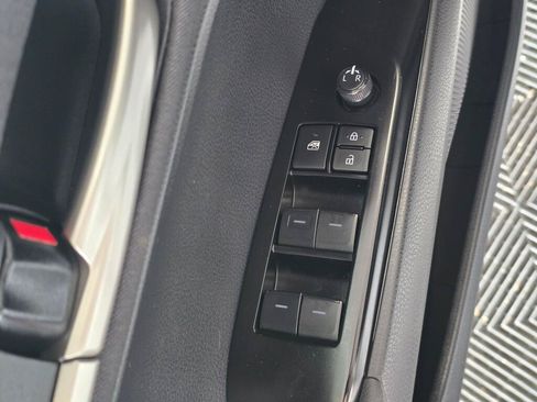 Used 2025 Toyota Camry LE FWD image 21