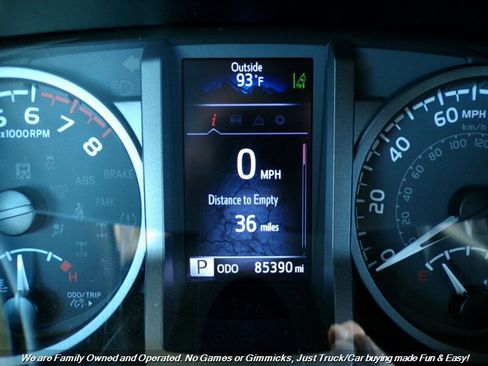 Used 2020 Toyota Tacoma TRD Off-Road image 11