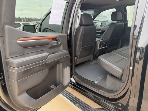 Used 2023 GMC Sierra 1500 Denali w/ Denali Reserve Package image 39