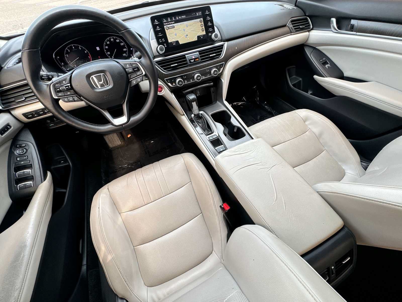 Used 2018 Honda Accord Touring image 23
