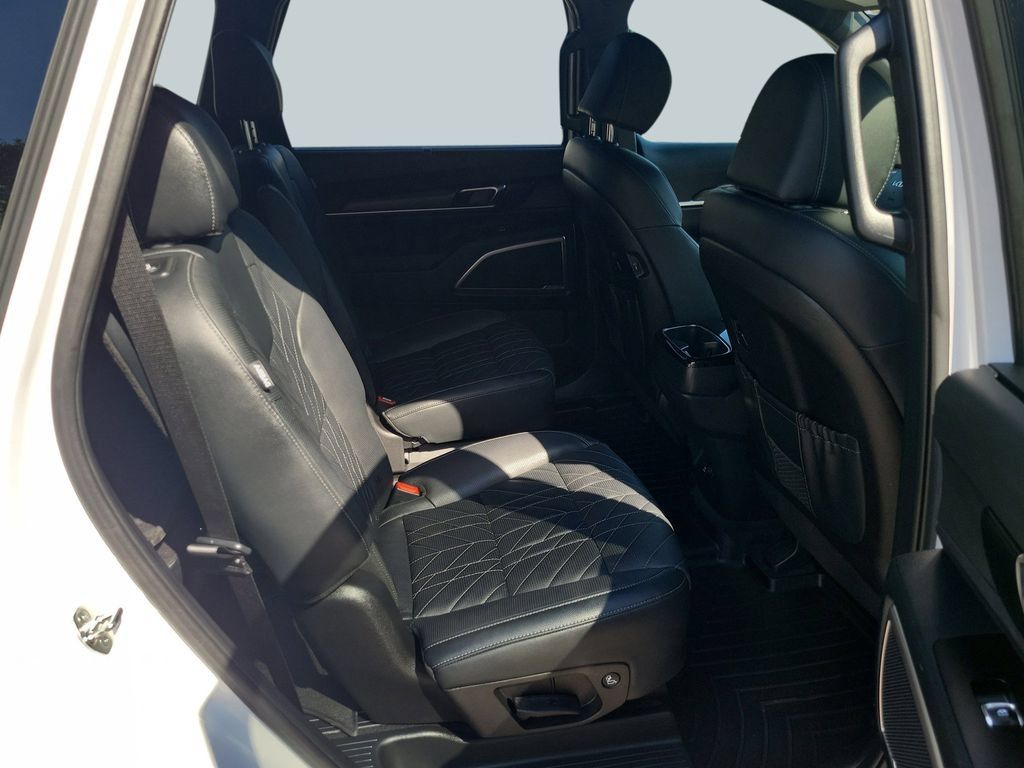 Used 2024 Kia Telluride EX X-Line AWD/4WD image 36