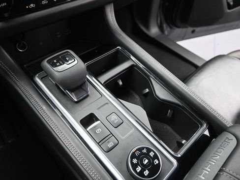 Used 2023 Nissan Pathfinder Platinum w/ Cargo Package image 19