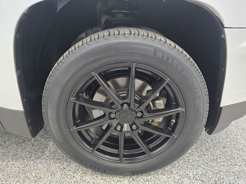 Used 2016 GMC Terrain SLT AWD/4WD image 32