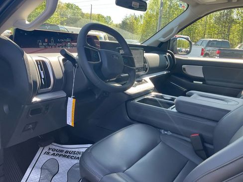 New 2026 Ford Expedition Max Active RWD image 15