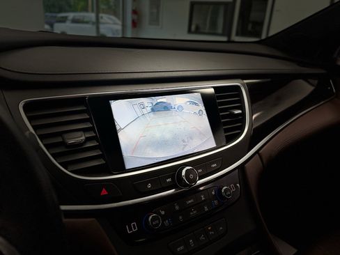 Used 2018 Buick LaCrosse Avenir w/ Driver Confidence Package #2 AWD/4WD image 23