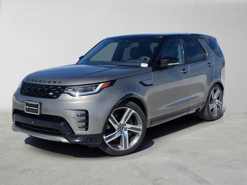 Used 2024 Land Rover Discovery Dynamic SE AWD/4WD image 1