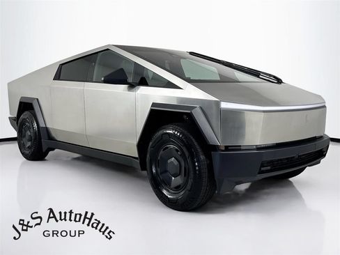 Used 2026 Tesla Cybertruck AWD Crew Cab image 1