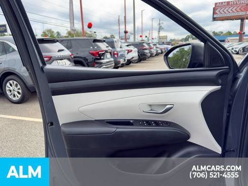 Used 2025 Hyundai Tucson SEL FWD image 8