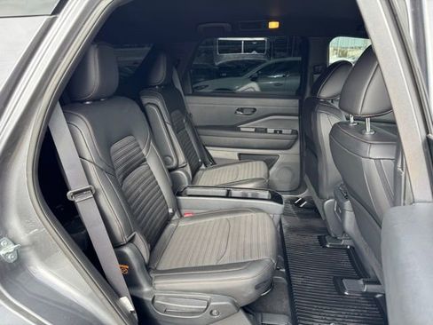 Used 2025 Nissan Pathfinder Rock Creek image 27