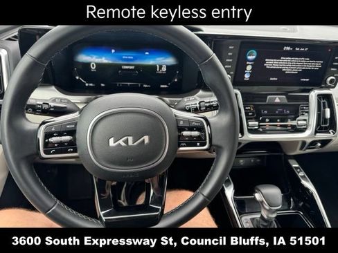 Used 2023 Kia Sorento SX FWD image 20
