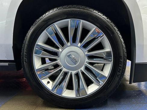 Used 2019 Cadillac Escalade Premium Luxury image 88