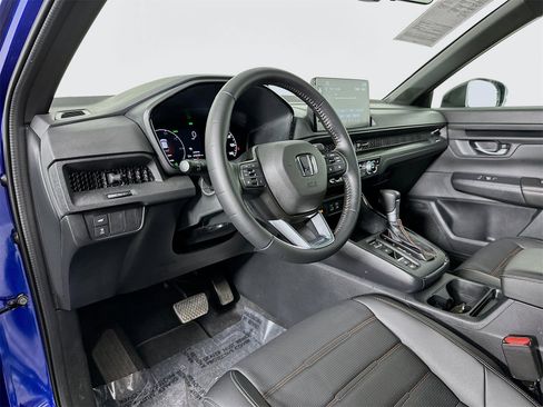 Used 2025 Honda CR-V Sport-L image 9