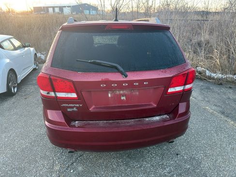 Used 2011 Dodge Journey Mainstreet image 2