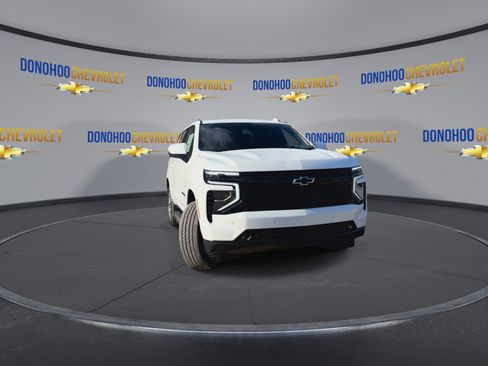 New 2026 Chevrolet Suburban RST image 6