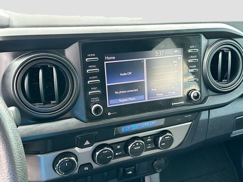 Used 2022 Toyota Tacoma SR AWD/4WD image 14
