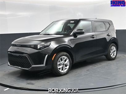 New 2025 Kia Soul LX