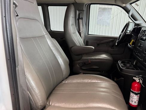 Used 2023 Chevrolet Express 3500 LS RWD image 28