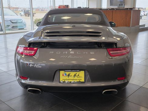 Used 2015 Porsche 911 Carrera image 6