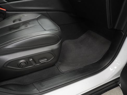 Certified 2024 Jeep Grand Cherokee Limited image 49