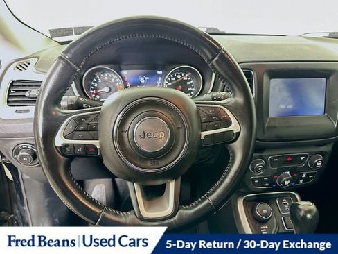Used 2018 Jeep Compass Latitude w/ Popular Equipment Group AWD/4WD image 15
