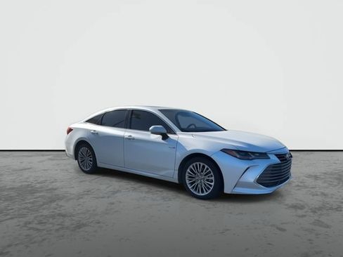 Used 2021 Toyota Avalon Limited w/ Advanced Safety Package image 2