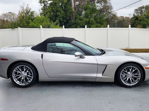 Used 2006 Chevrolet Corvette Convertible w/ Preferred Equipment Group image 17