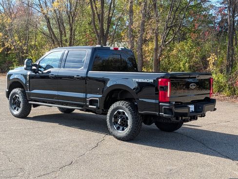 New 2026 Ford F350 Lariat w/ Tremor Off-Road Package image 2
