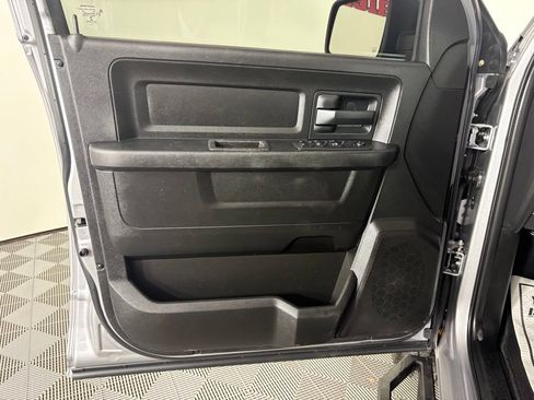 Used 2019 RAM 1500 Tradesman w/ Popular Equipment Group AWD/4WD image 16