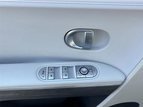 Used 2023 Hyundai Ioniq 5 SEL image 18