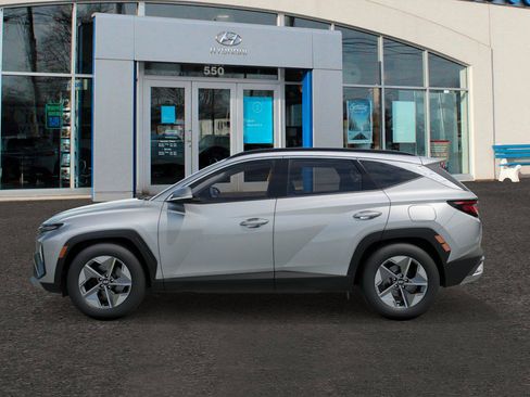 New 2026 Hyundai Tucson SEL image 3