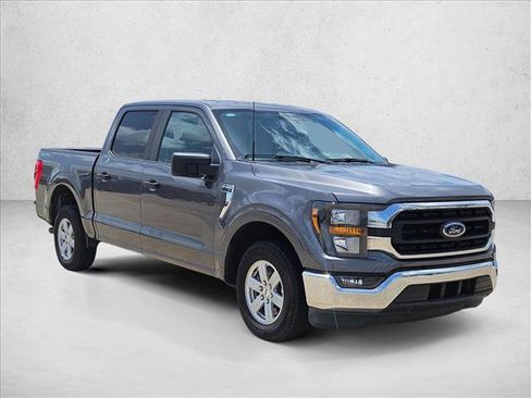 Used 2023 Ford F150 XLT image 3