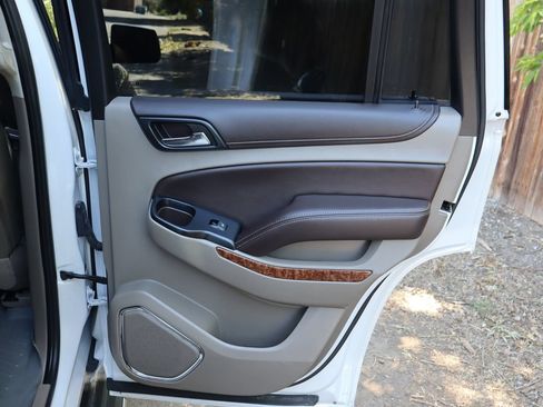 Used 2020 Chevrolet Tahoe Premier AWD/4WD image 27