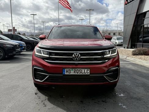 Used 2023 Volkswagen Atlas SEL Premium image 2