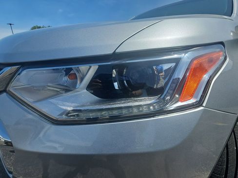 Used 2020 Chevrolet Traverse LS FWD image 36