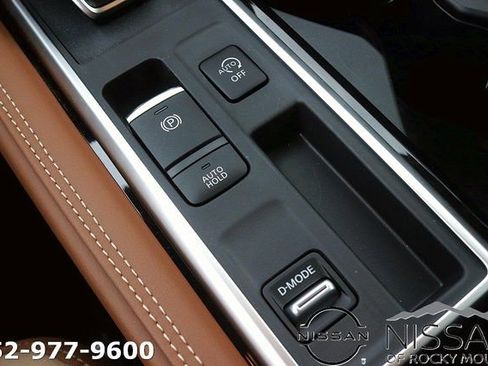 New 2026 Nissan Pathfinder Platinum w/ Cargo Package FWD image 22