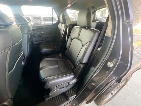 Used 2024 Honda Pilot EX-L image 27