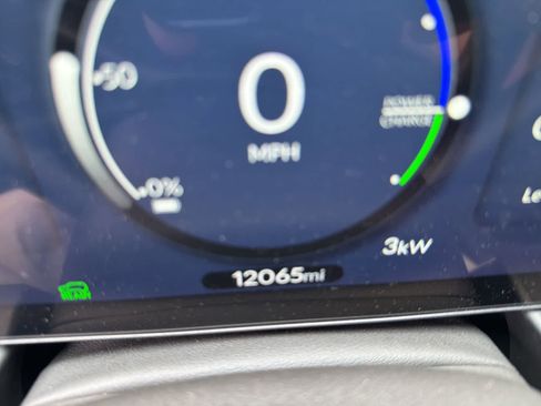 Used 2025 Honda Prologue Touring image 2