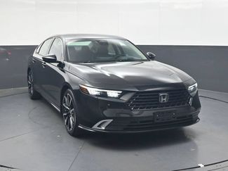 Used 2025 Honda Accord Touring video 2