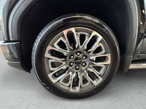 Used 2025 GMC Sierra 1500 Denali Ultimate image 28